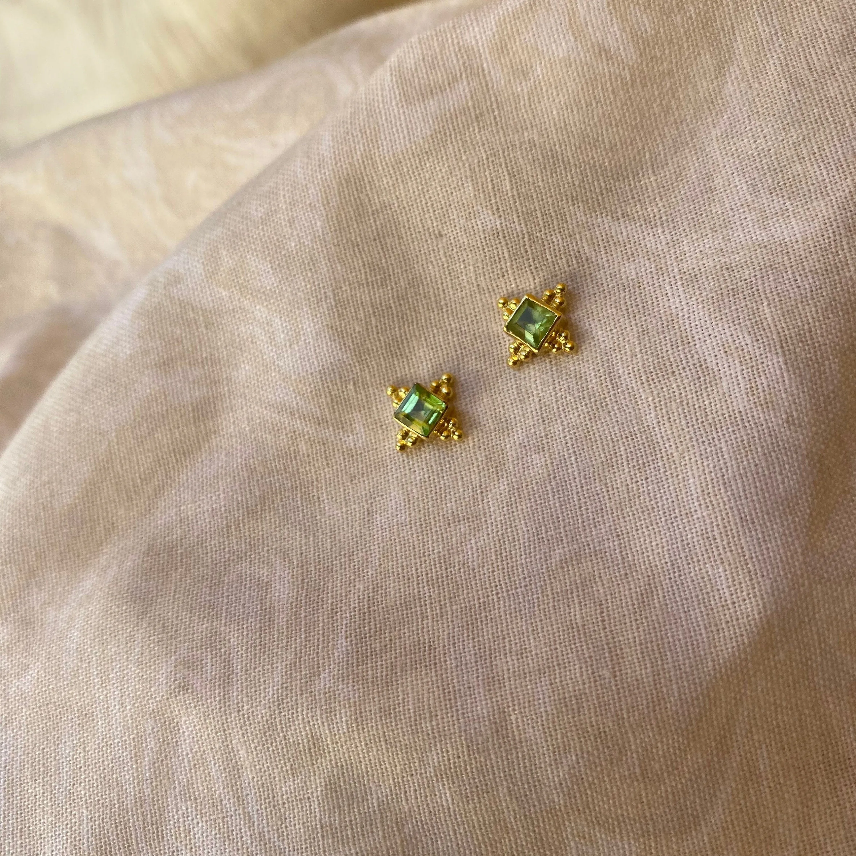 Ariella Peridot Gold Stud Earrings