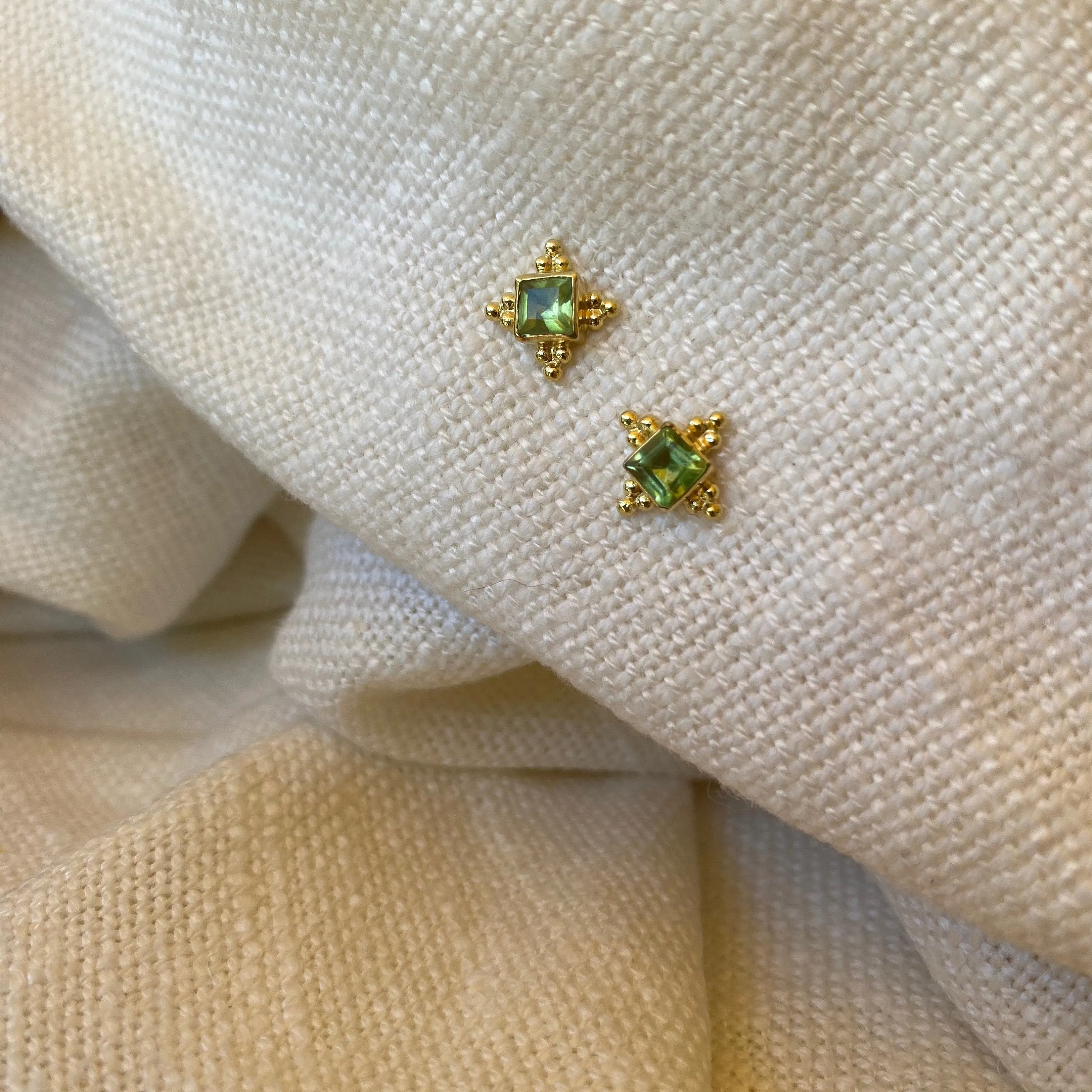 Ariella Peridot Gold Stud Earrings