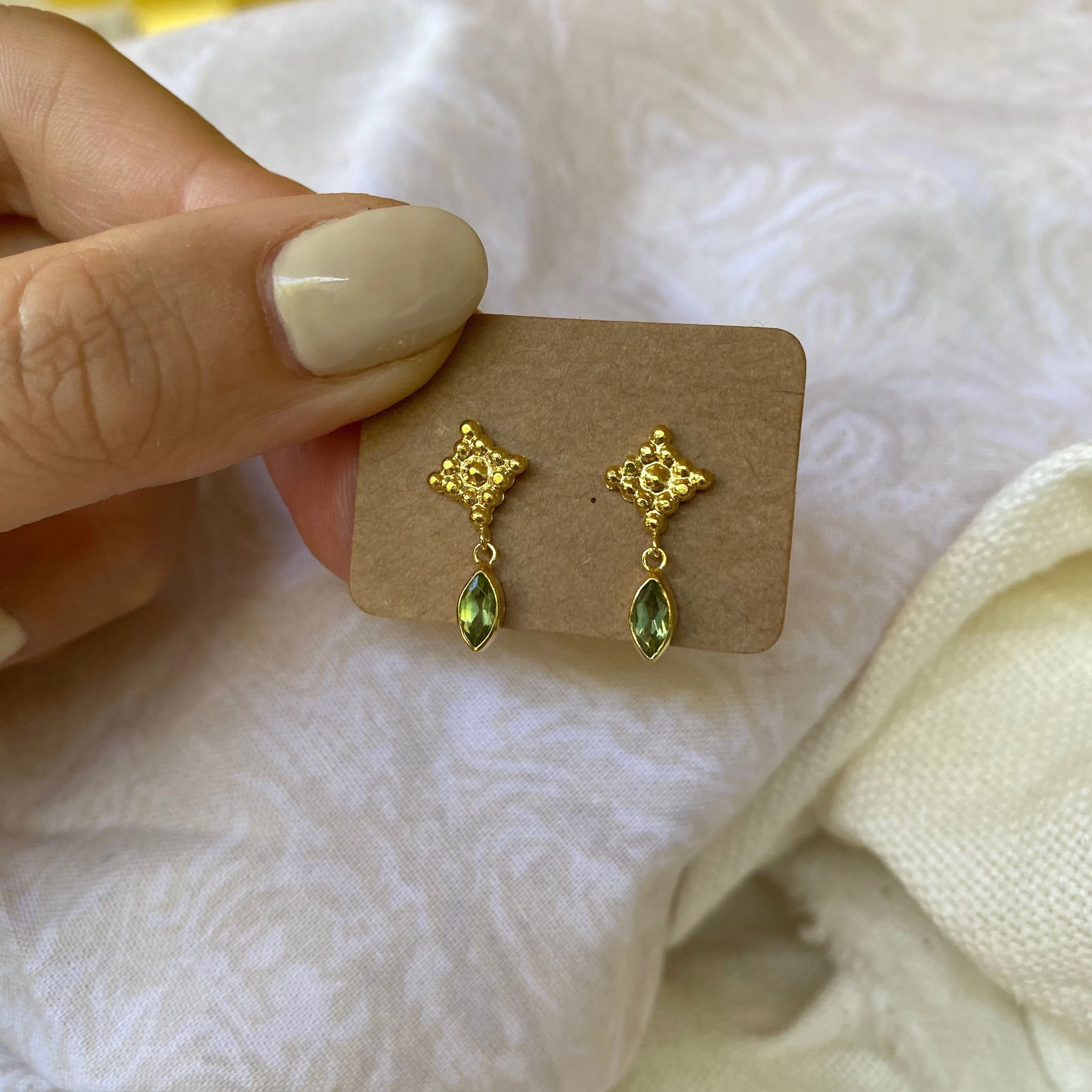 Illy 14K Gold Green Peridot Studs