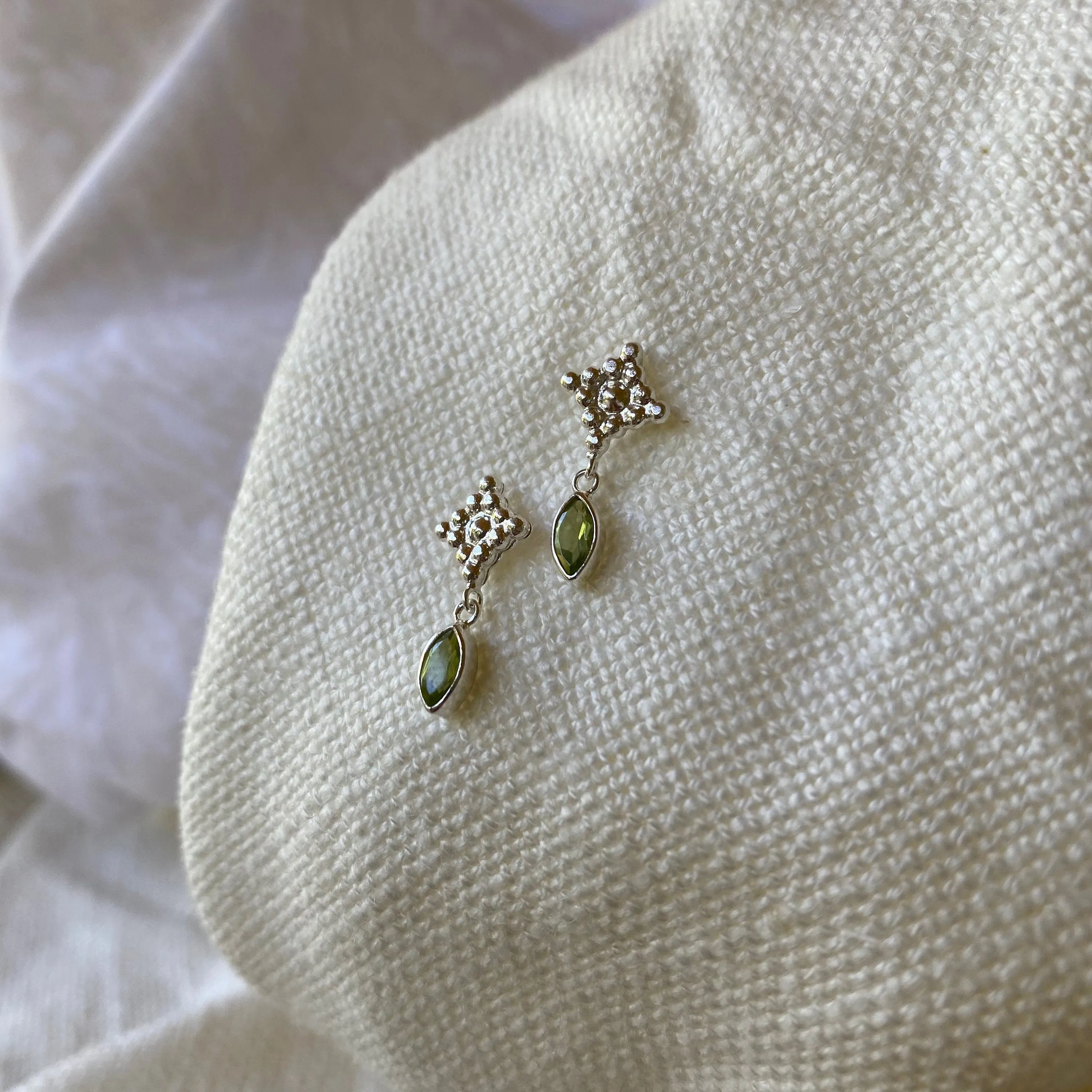 Illy Sterling Silver Green Peridot Earrings