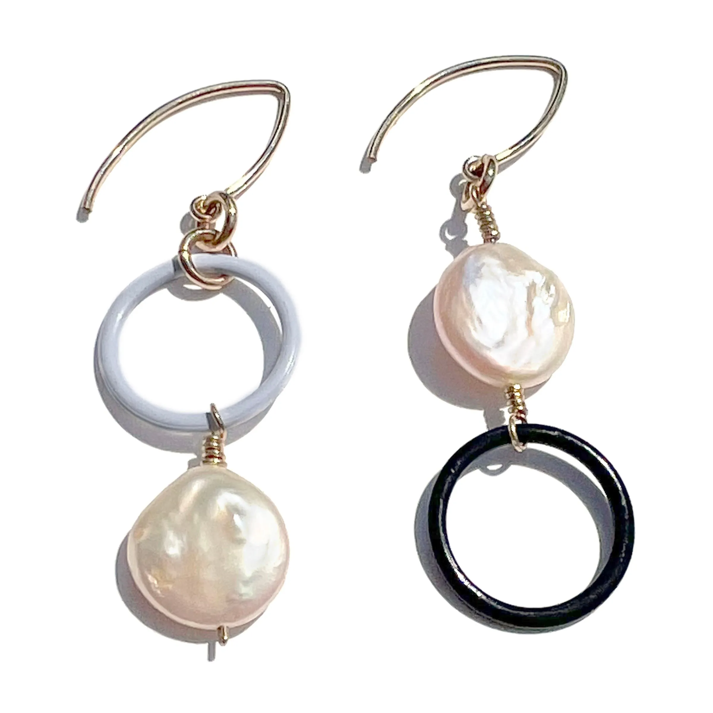 MPR x THE IMAGINARIUM: Yin Yang Pearl Earrings