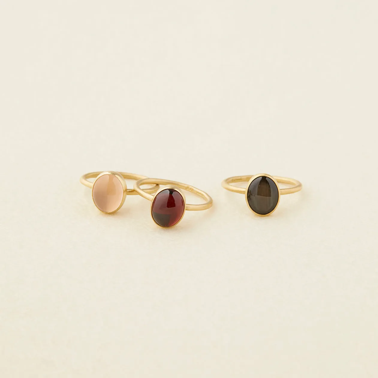 R12001GN | Garnet Glacé Ring