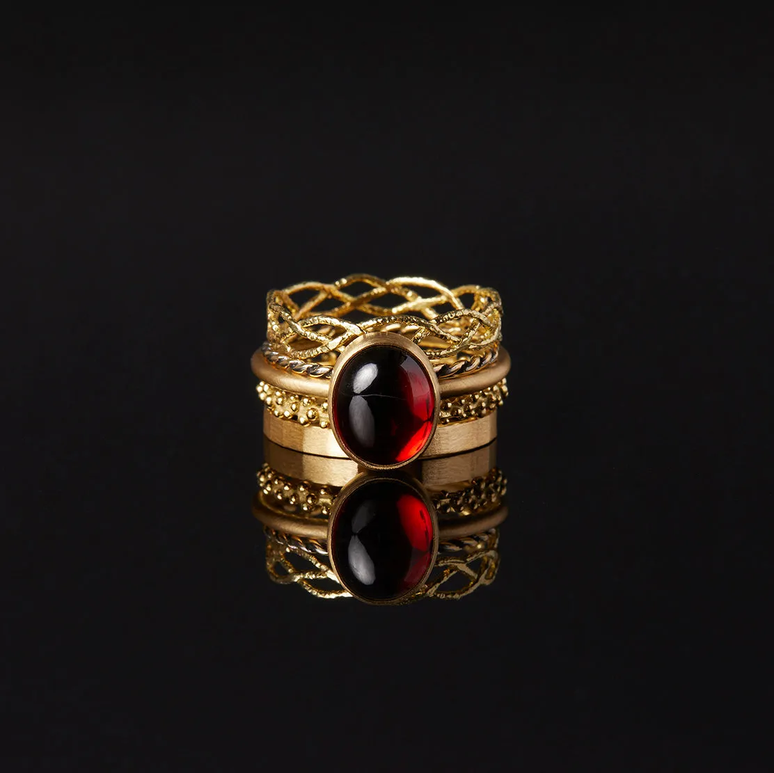 R12001GN | Garnet Glacé Ring