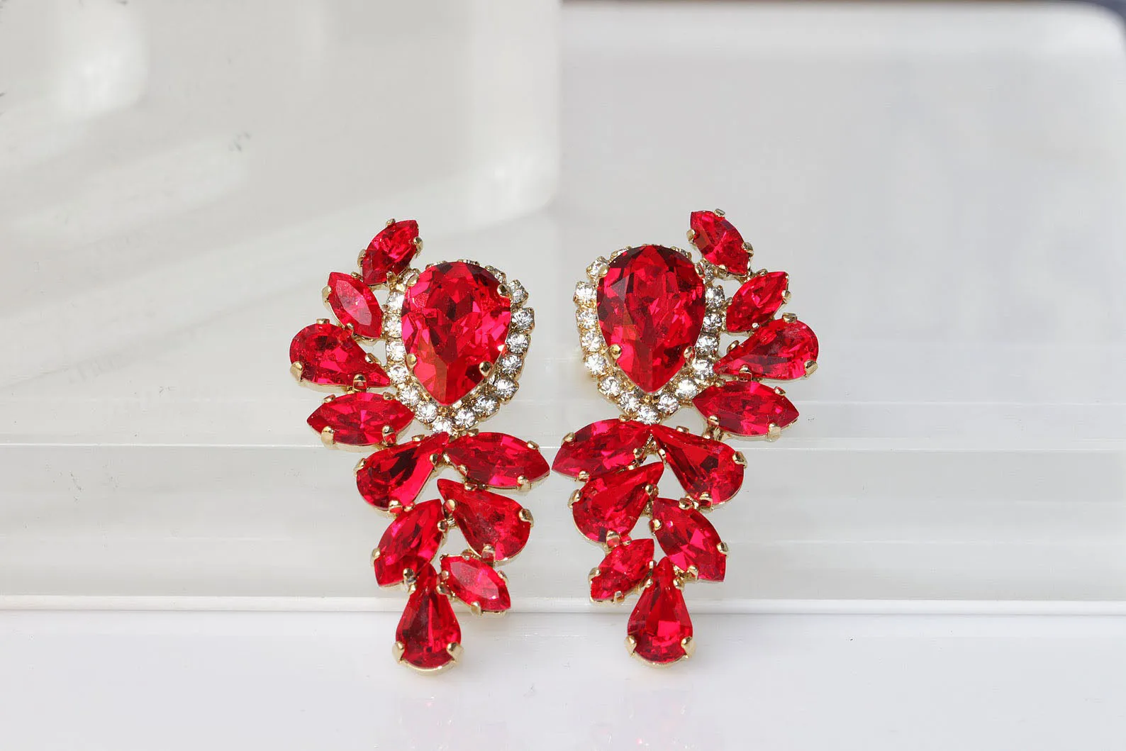 RED CLUSTER EARRINGS