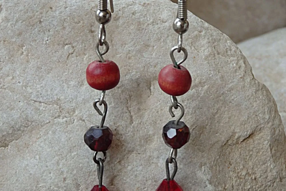 Red garnet dangle earrings